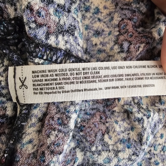 Free People Boho Floral Tie Front Tank Top Ruffle Hem Blue Size S - Picture 10 of 11